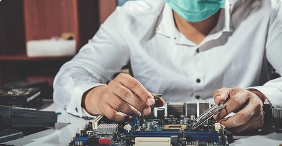 High IT maintenance costs and complex fleet management